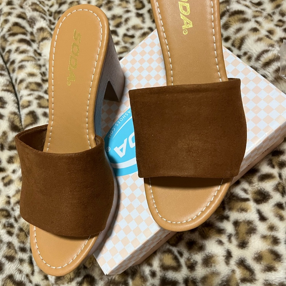 Soda Women's Brown Slide Sandals
